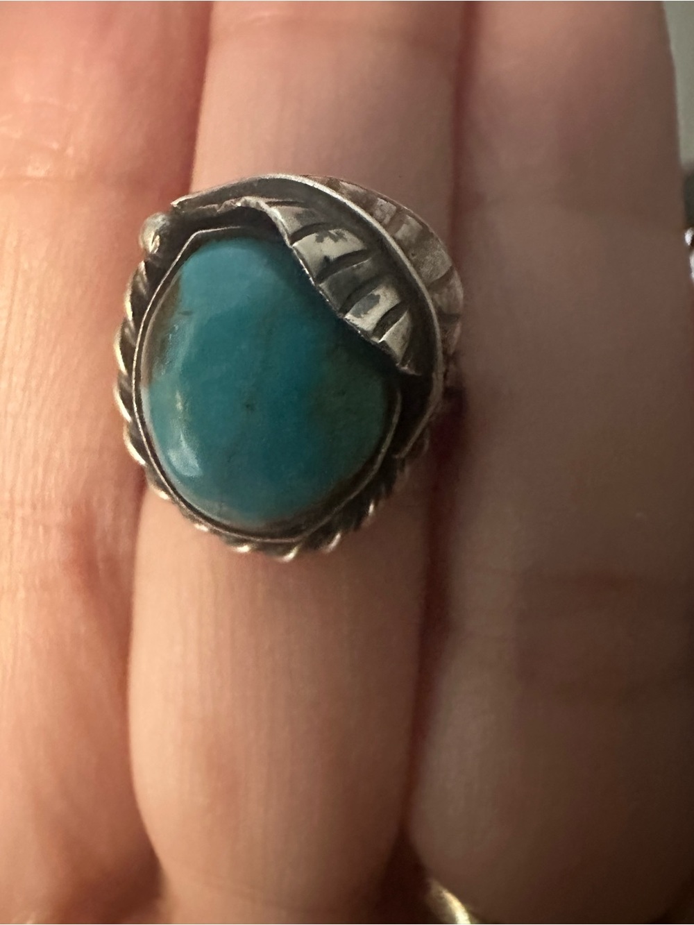 Turquoise Leaf Ring in Silver-Tone Setting